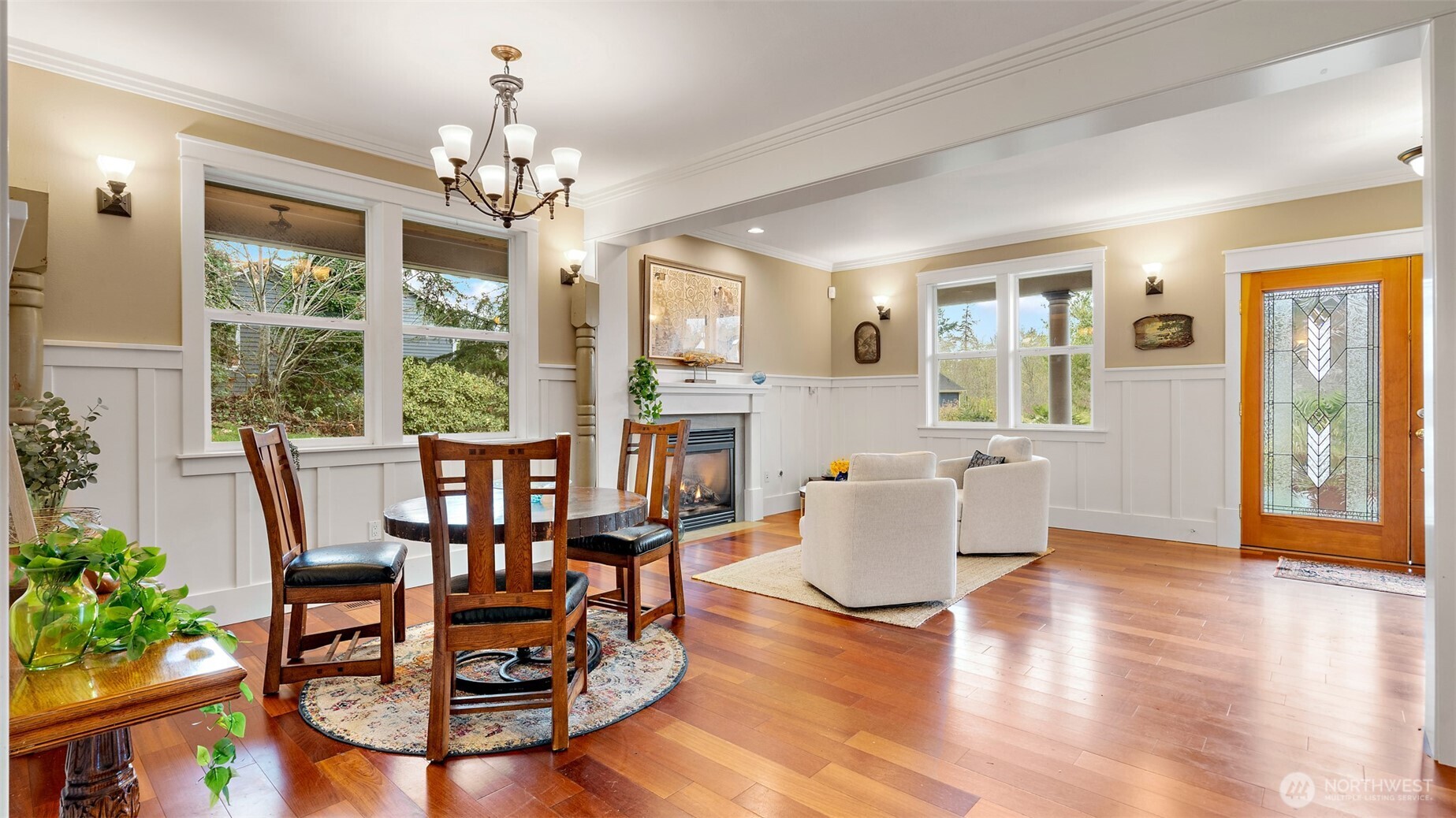 2372 Douglas Drive NE, Bainbridge Island, WA 98110