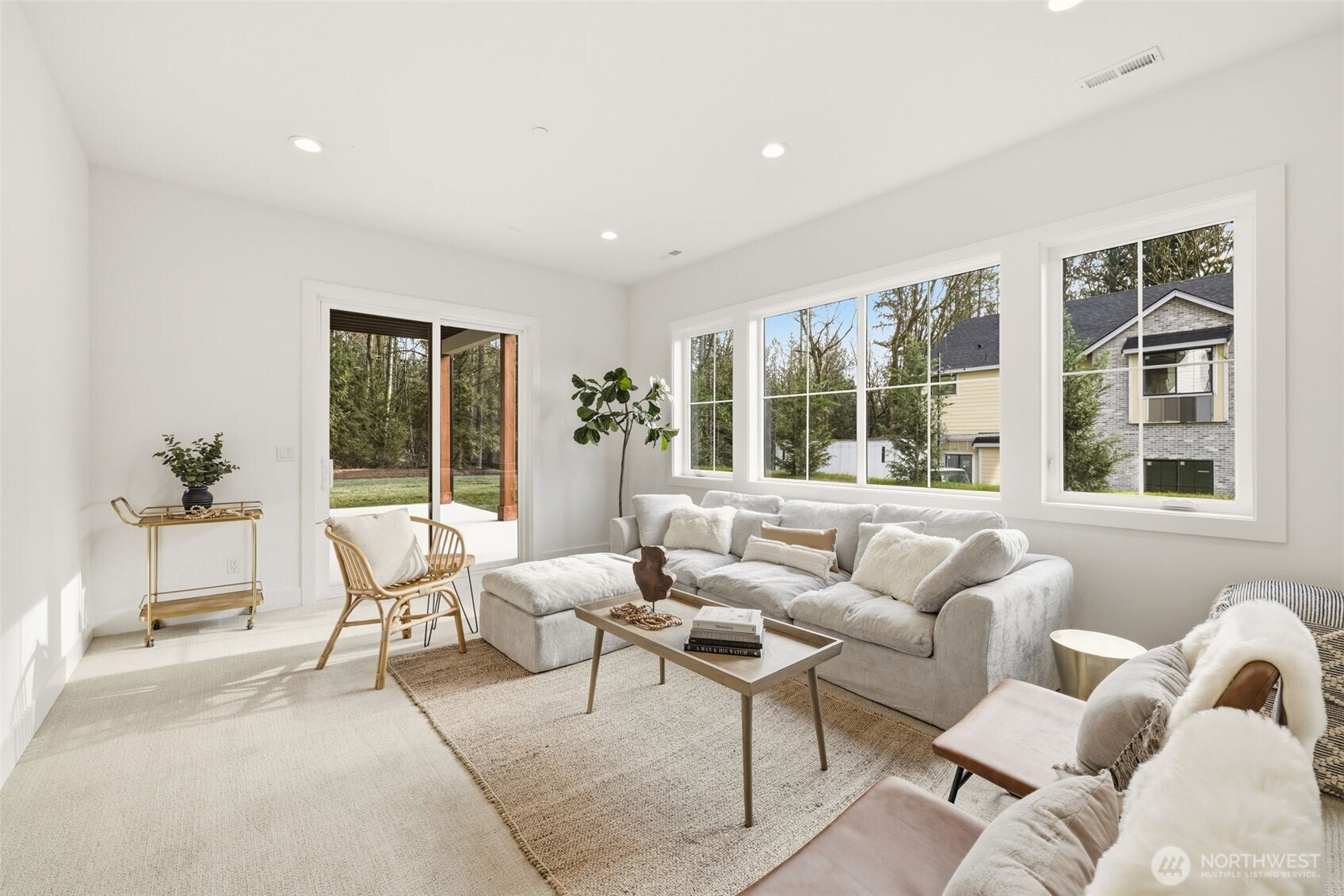 26030 NE 29th Place , Redmond, WA 98053