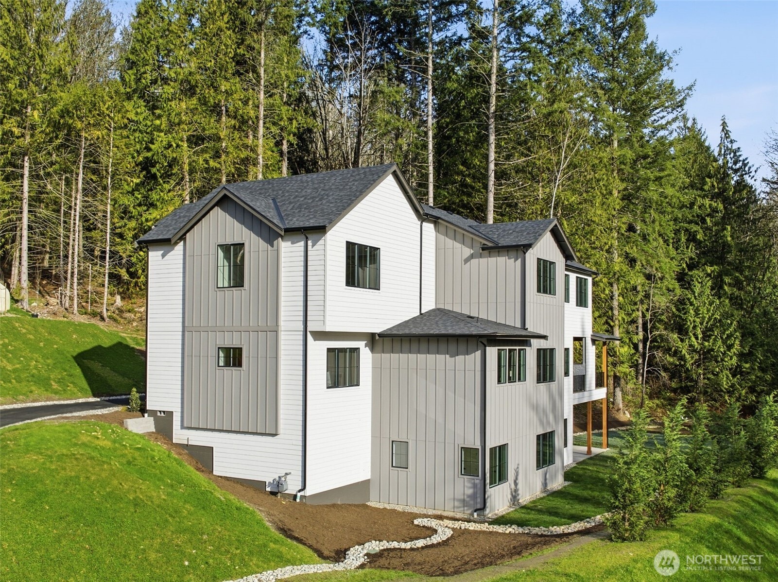 26030 NE 29th Place , Redmond, WA 98053