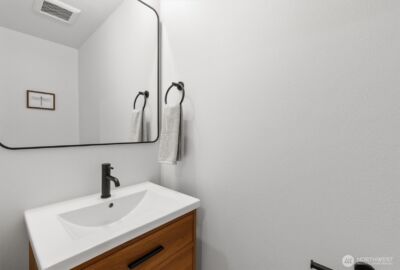 12562 17th Avenue NE #B, Seattle, WA 98125 - Photo 13