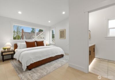 12562 17th Avenue NE #B, Seattle, WA 98125 - Photo 15