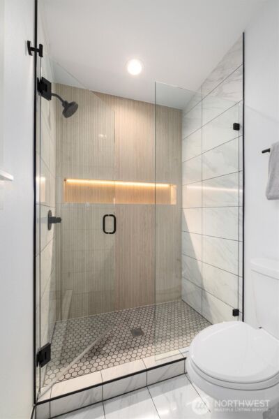 12562 17th Avenue NE #B, Seattle, WA 98125 - Photo 19