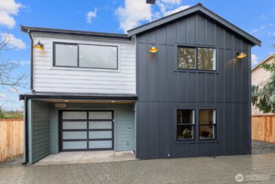 12562 17th Avenue NE #B, Seattle, WA 98125 - Photo 2