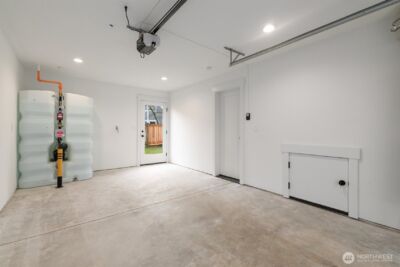 12562 17th Avenue NE #B, Seattle, WA 98125 - Photo 24