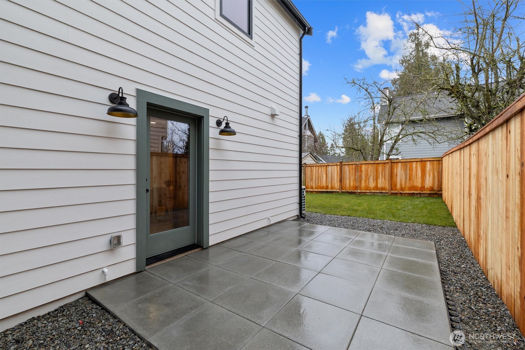 12562 17th Avenue NE #B, Seattle, WA 98125