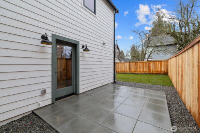 12562 17th Avenue NE #B, Seattle, WA 98125 - Photo 27