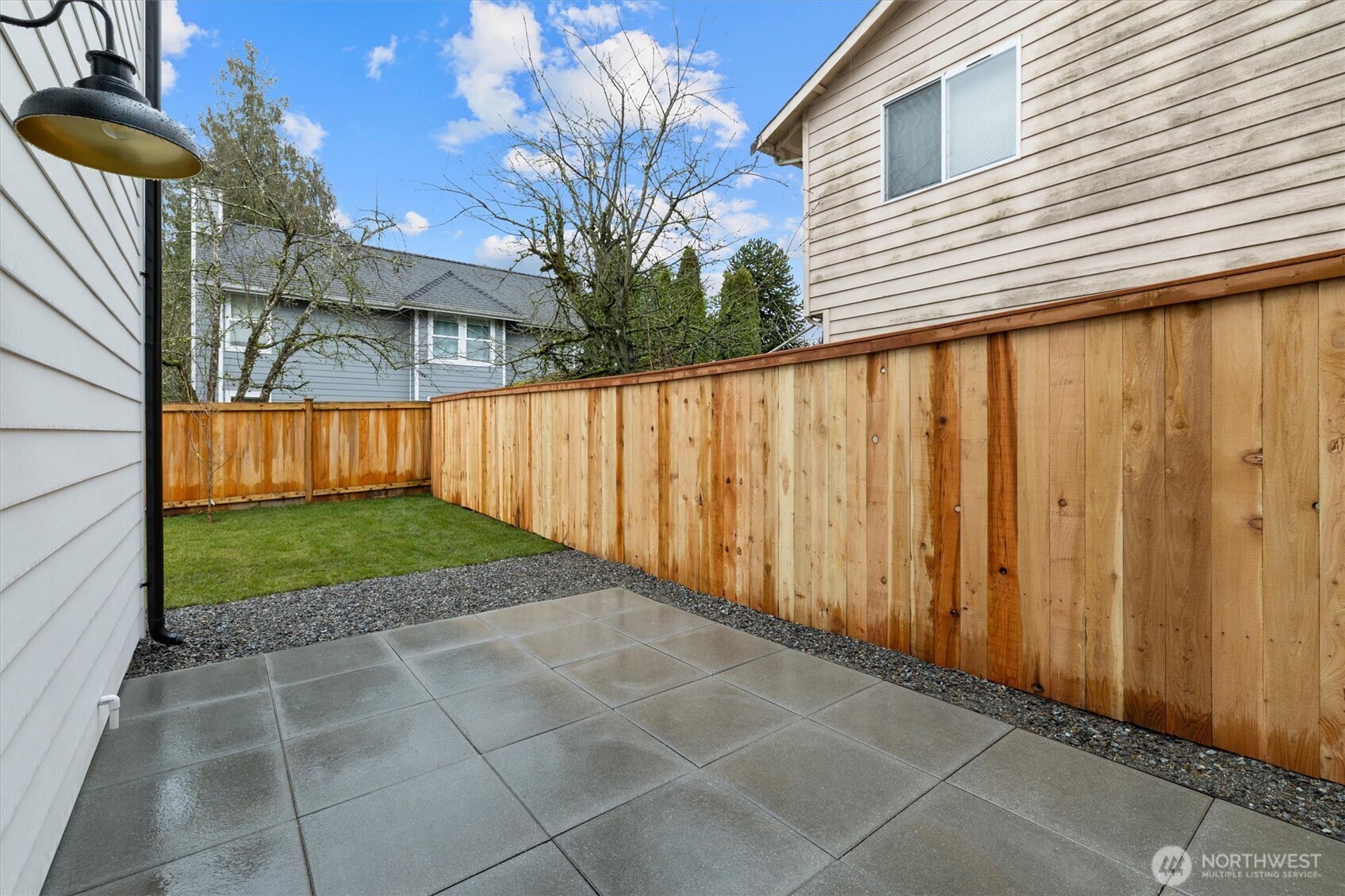 12562 17th Avenue NE #B, Seattle, WA 98125