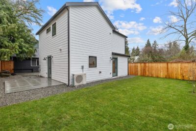 12562 17th Avenue NE #B, Seattle, WA 98125 - Photo 30