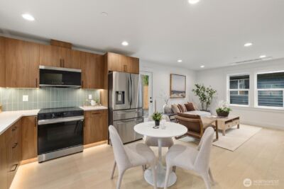 12562 17th Avenue NE #B, Seattle, WA 98125 - Photo 8