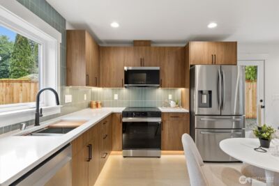 12562 17th Avenue NE #B, Seattle, WA 98125 - Photo 10