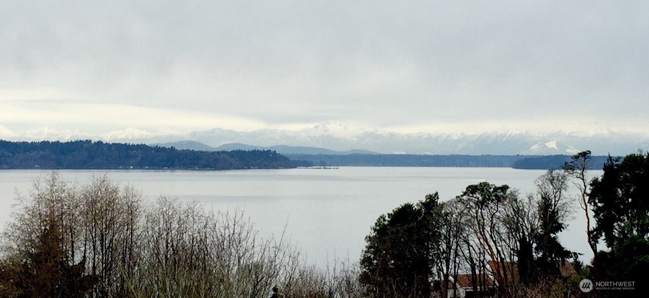 12638 Shorewood Drive SW, Burien, WA 98146-3013