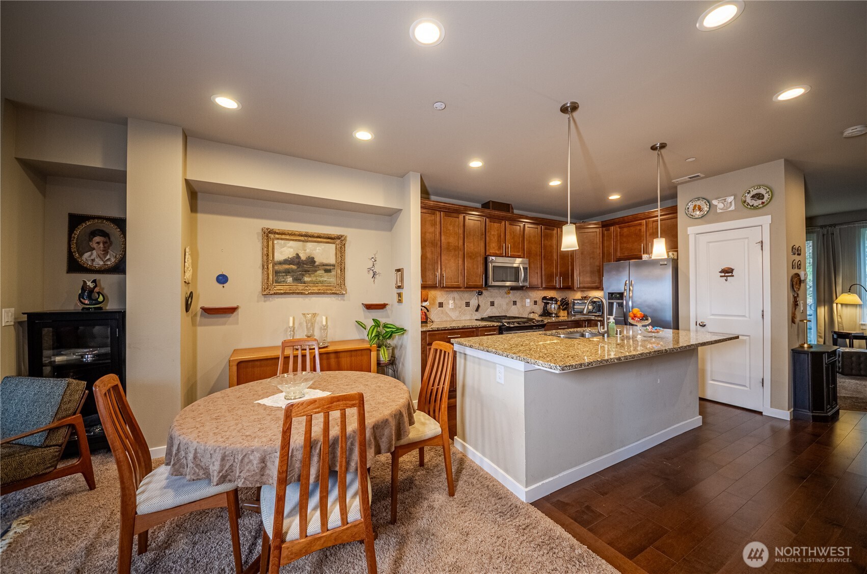 9101 Merritt Avenue SE, Snoqualmie, WA 98065