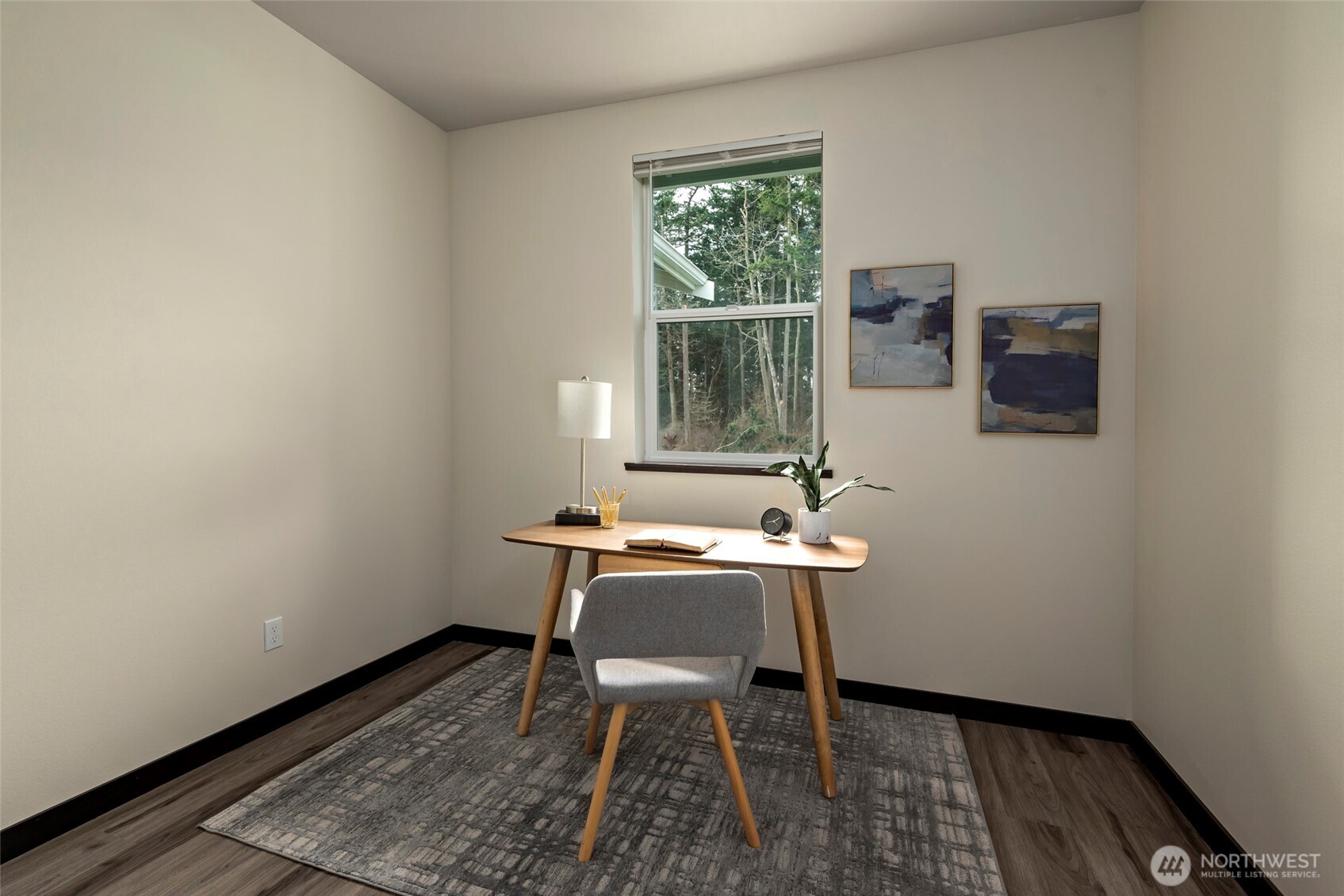 958 Walker Avenue , Oak Harbor, WA 98277