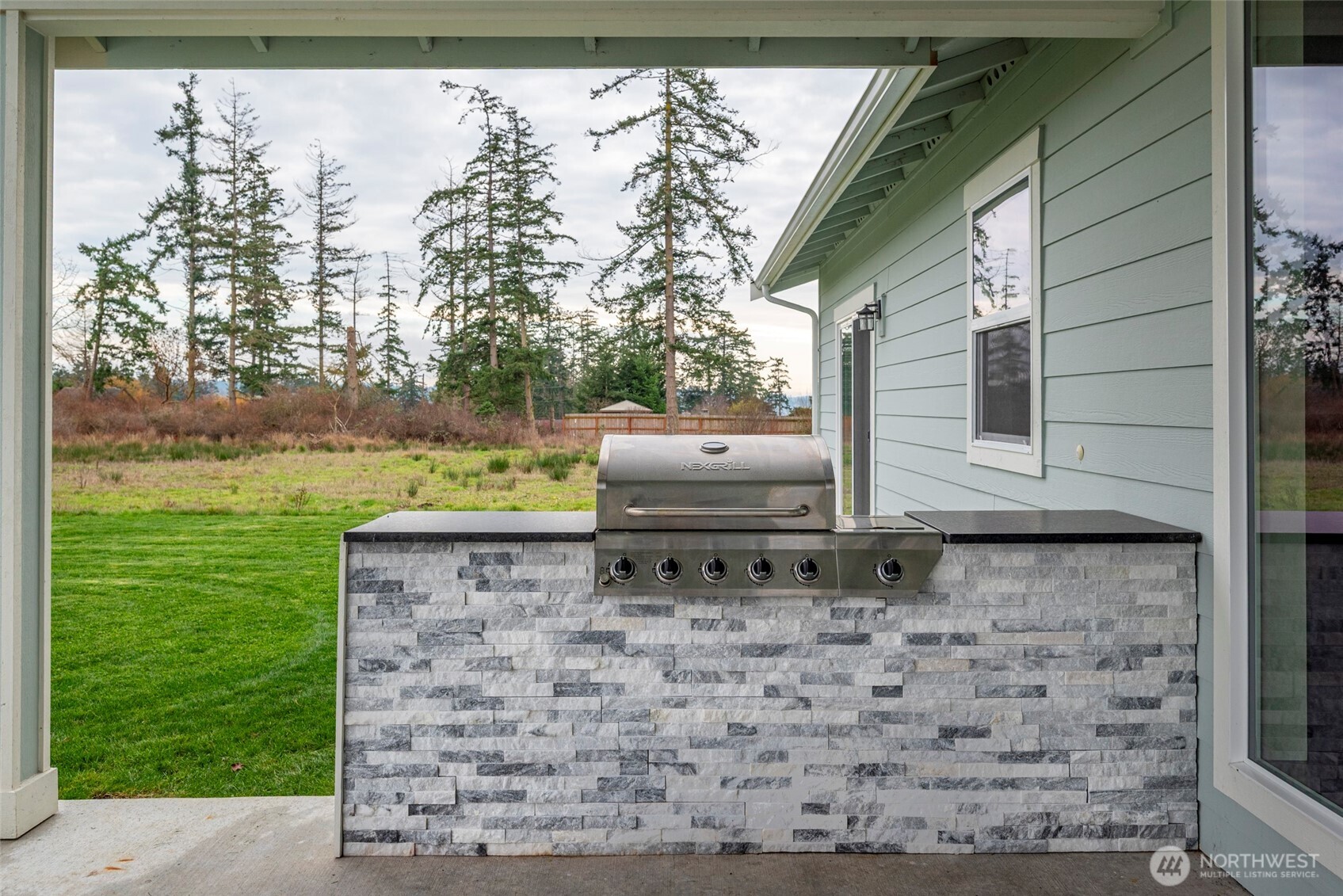 958 Walker Avenue , Oak Harbor, WA 98277