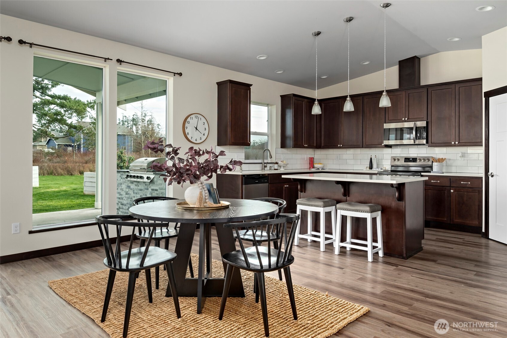 958 Walker Avenue , Oak Harbor, WA 98277