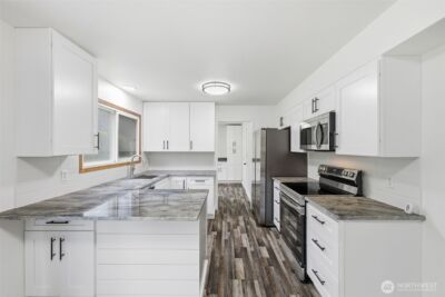 26224 14th Place S, Des Moines, WA 98198 - Photo 13