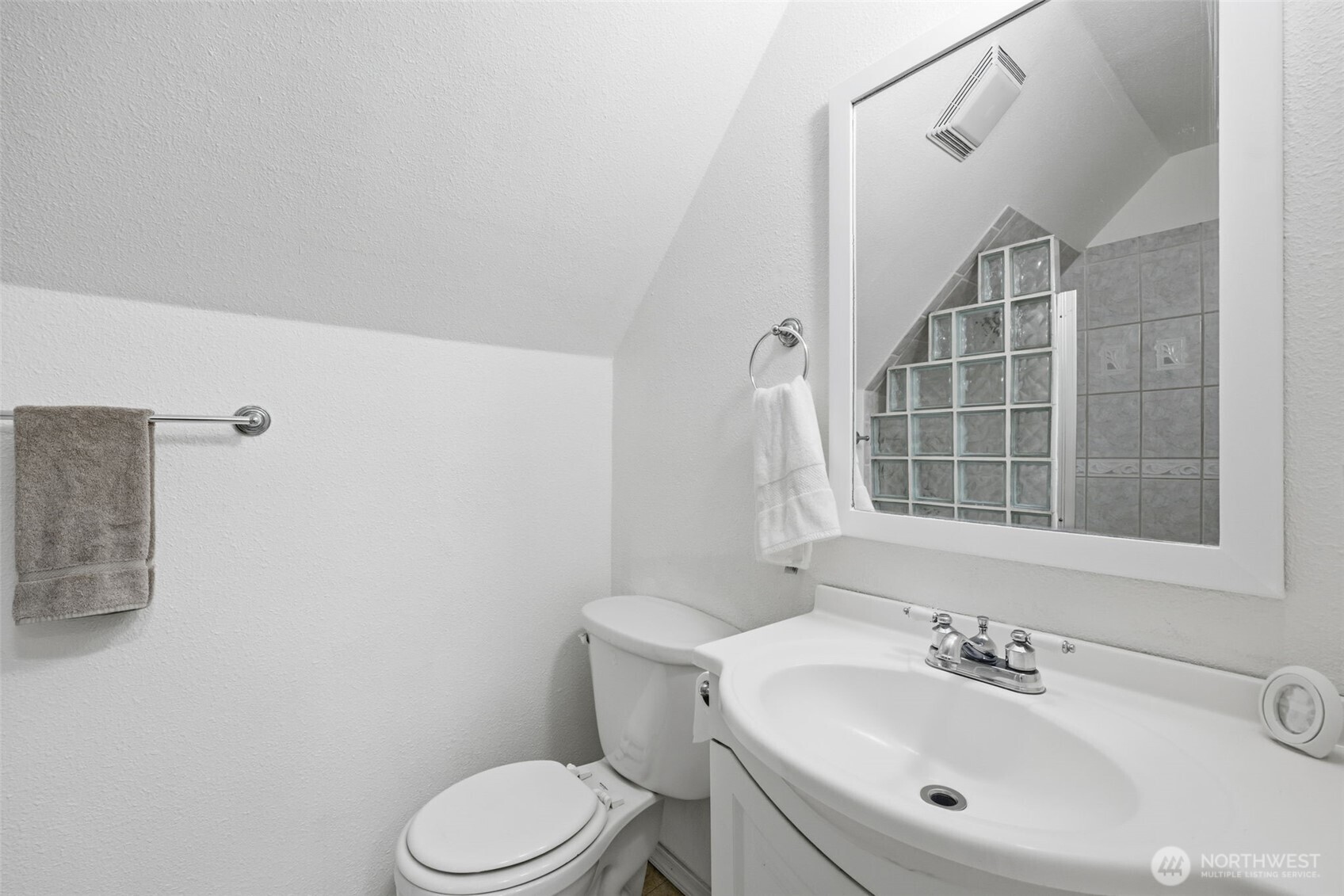 26224 14th Place S, Des Moines, WA 98198