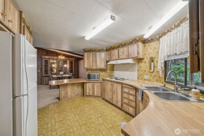 3611 I Street NE #72, Auburn, WA 98002 - Photo 7