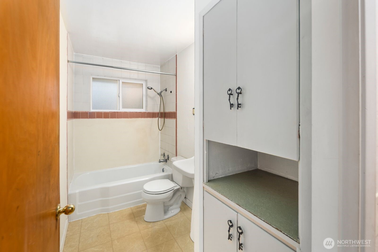 2108 E 24th Street , Bremerton, WA 98310