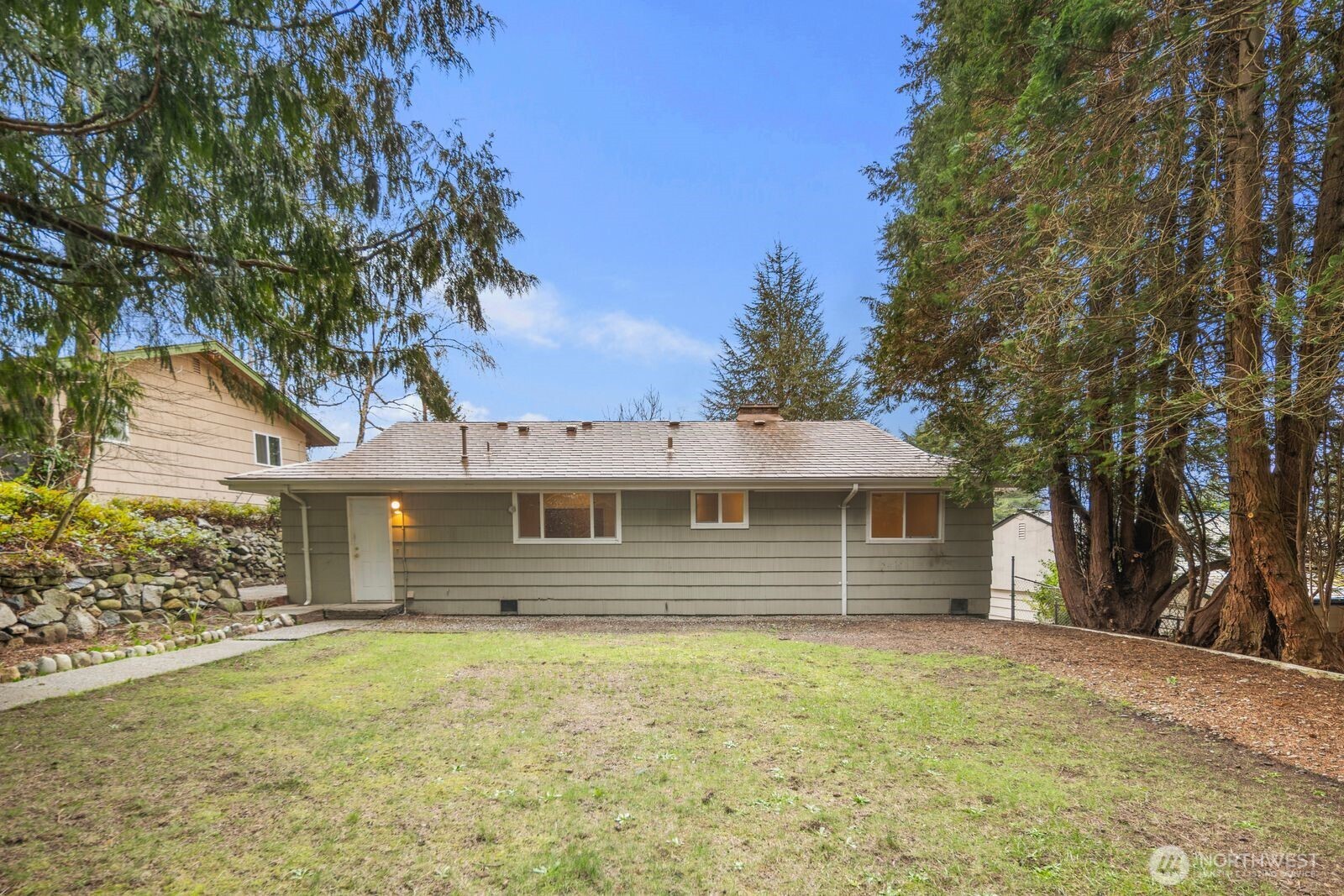 2108 E 24th Street , Bremerton, WA 98310