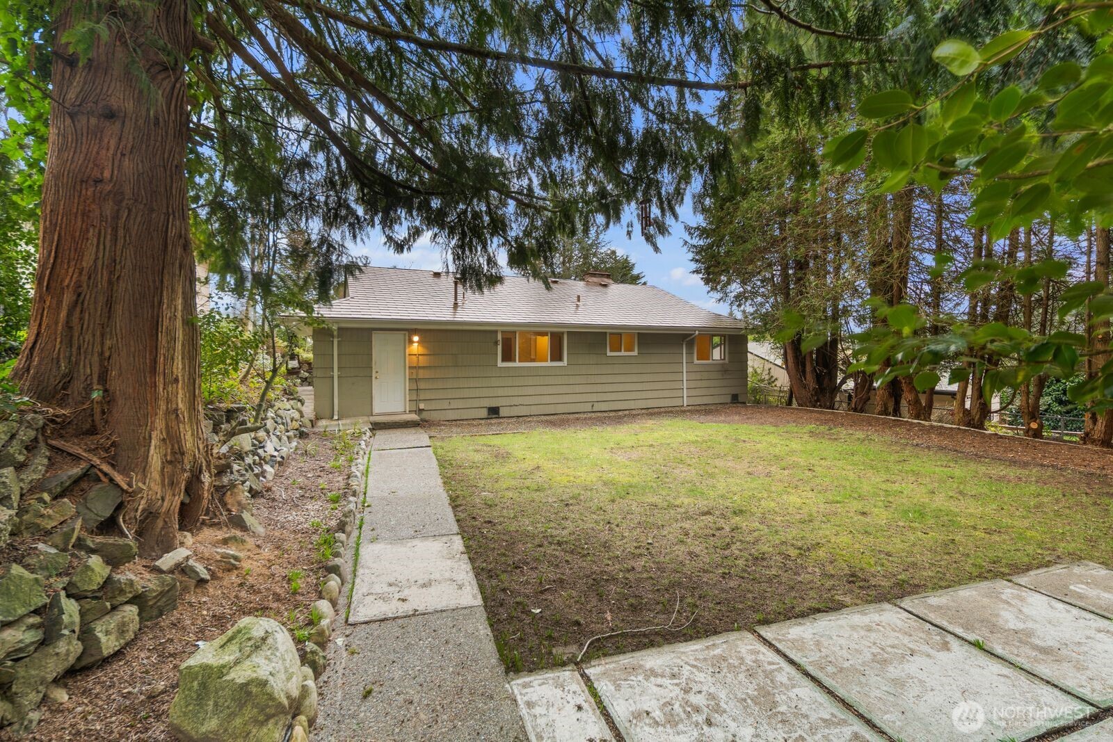 2108 E 24th Street , Bremerton, WA 98310
