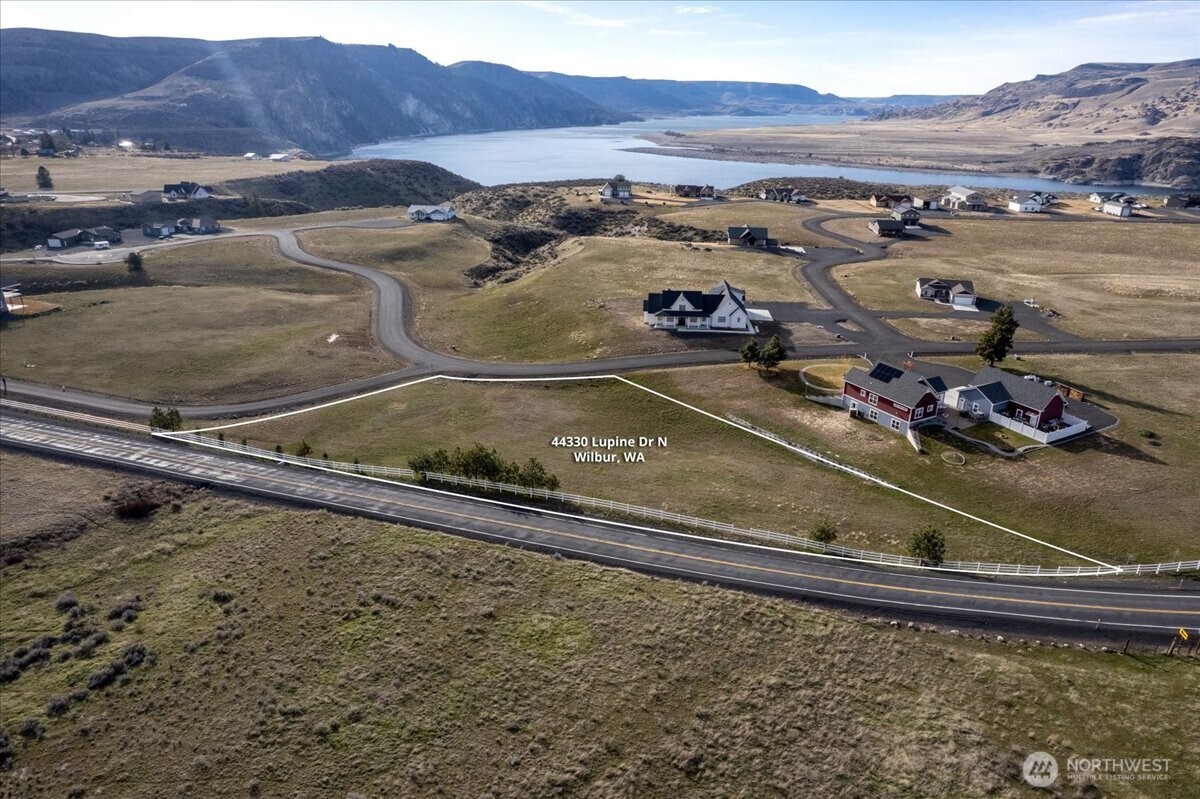 44330 Lupine Drive N, Wilbur, WA 99185