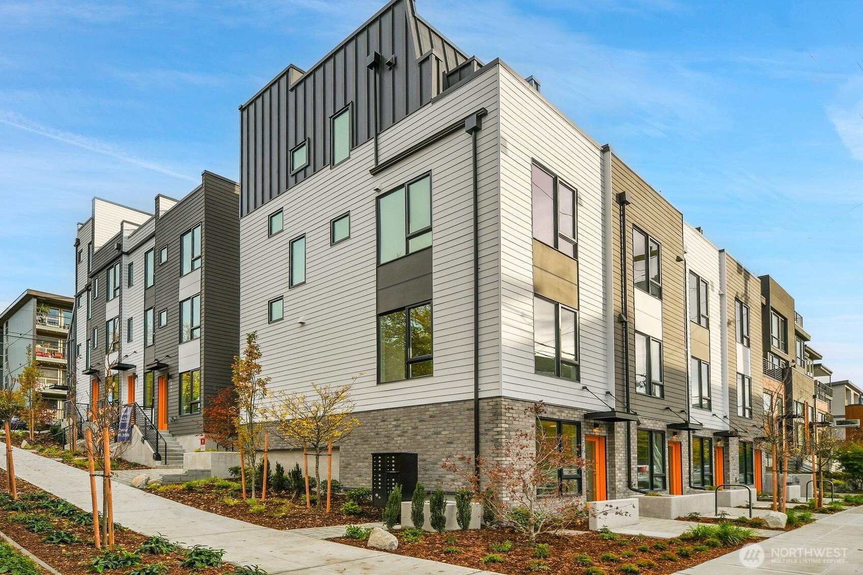 261 E Louisa Street , Seattle, WA 98102