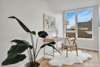 261 E Louisa Street , Seattle, WA 98102 - Photo 11