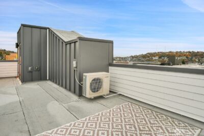 261 E Louisa Street , Seattle, WA 98102 - Photo 16