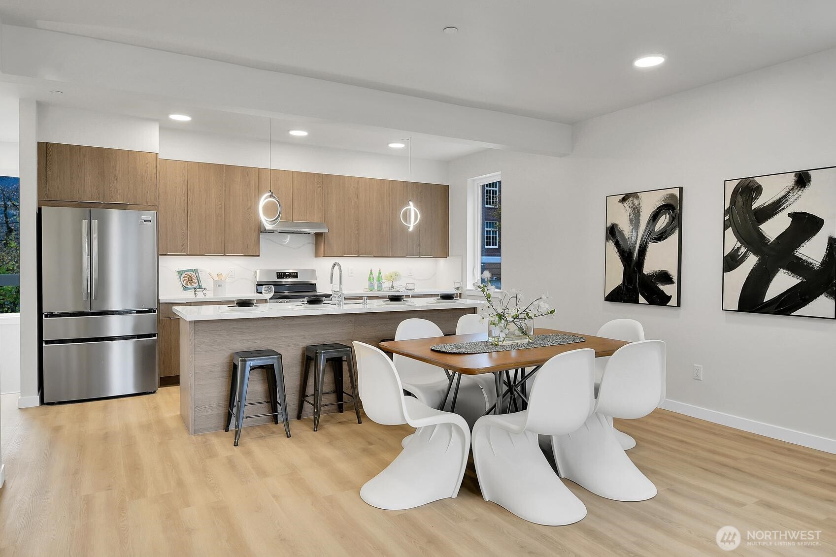 261 E Louisa Street , Seattle, WA 98102