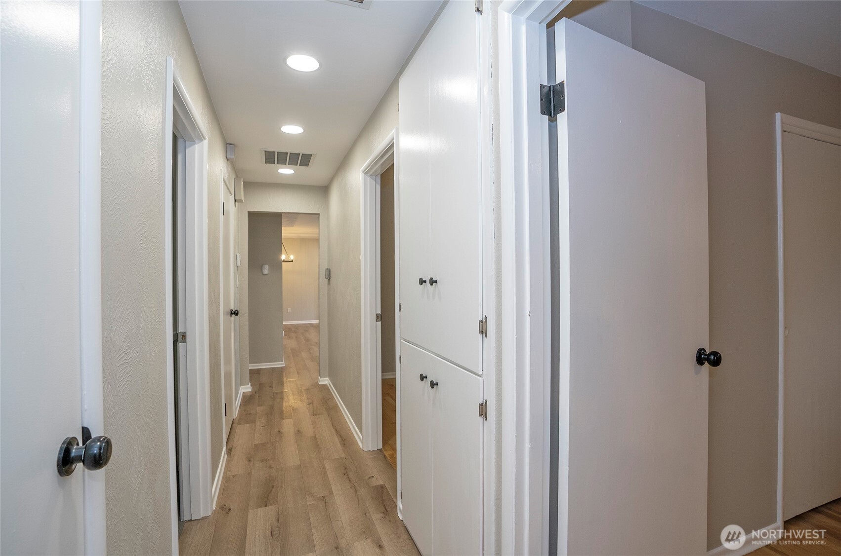 4403 Soundview Drive W, University Place, WA 98466