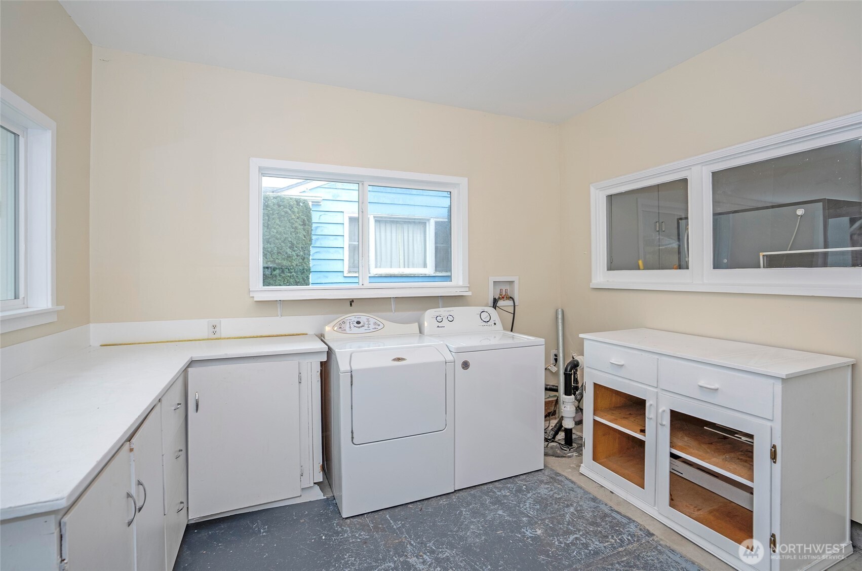 4403 Soundview Drive W, University Place, WA 98466