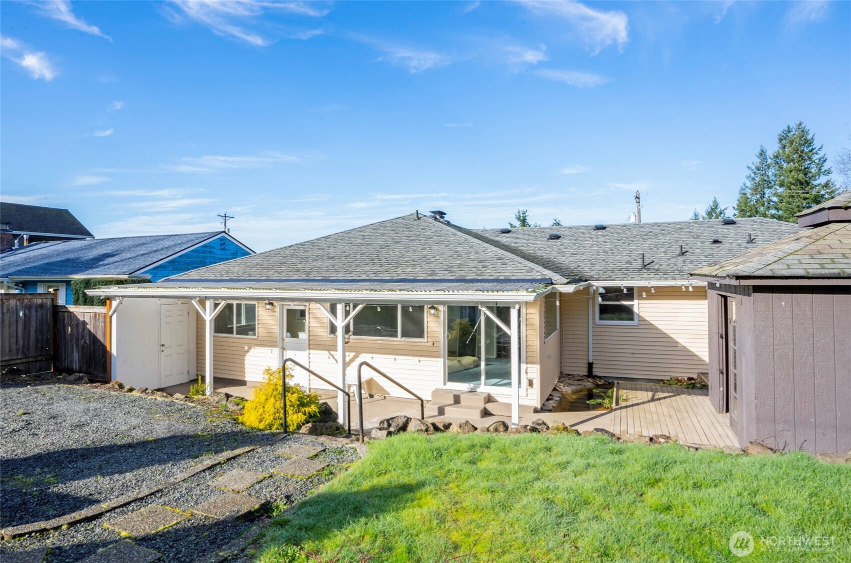 4403 Soundview Drive W, University Place, WA 98466