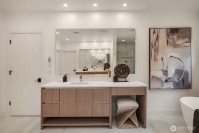 10411 NE 28th Place , Bellevue, WA 98004 - Photo 21