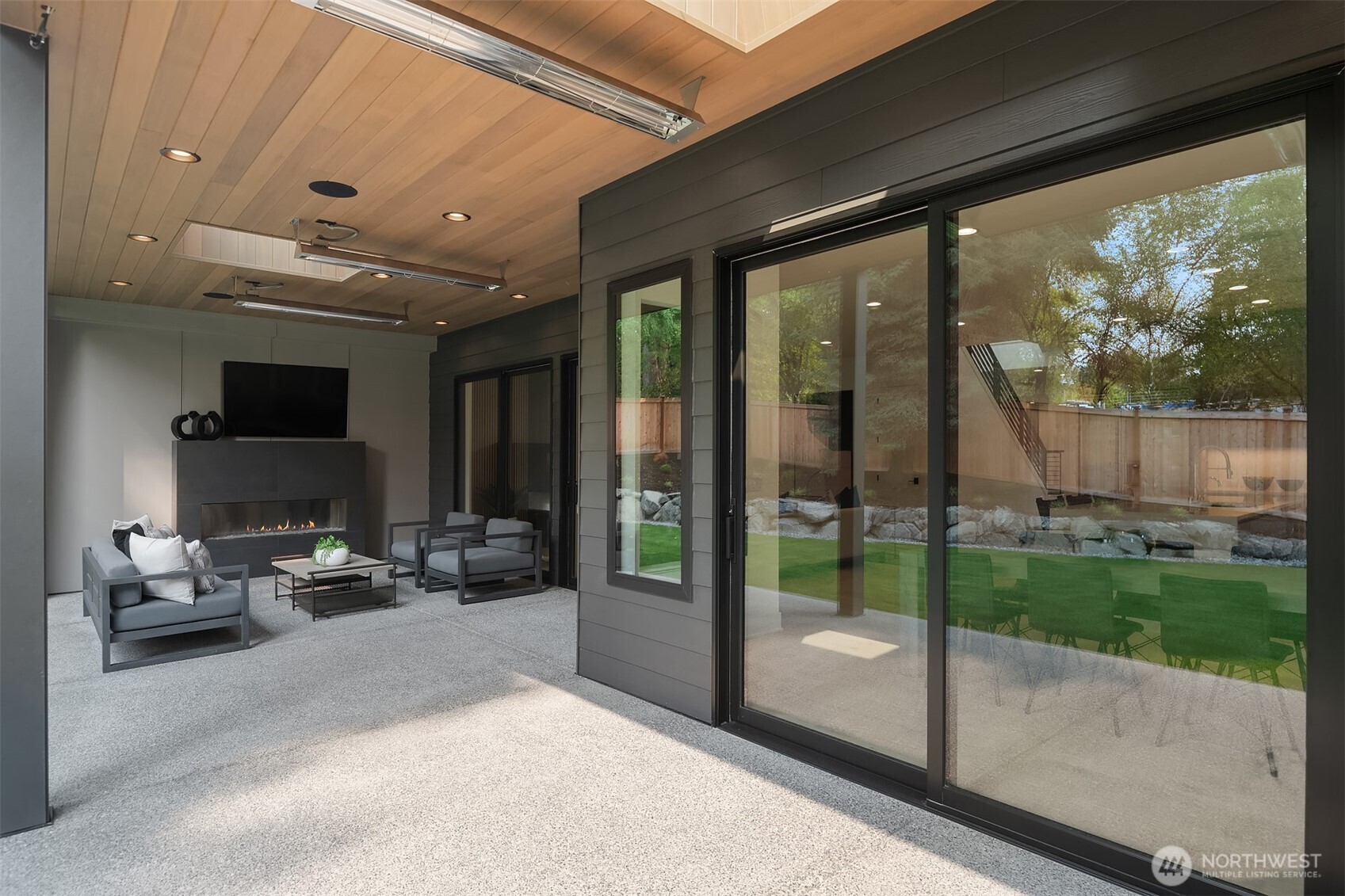 10411 NE 28th Place , Bellevue, WA 98004