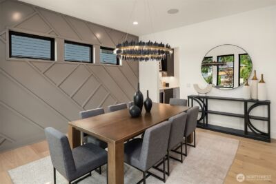 10411 NE 28th Place , Bellevue, WA 98004 - Photo 3