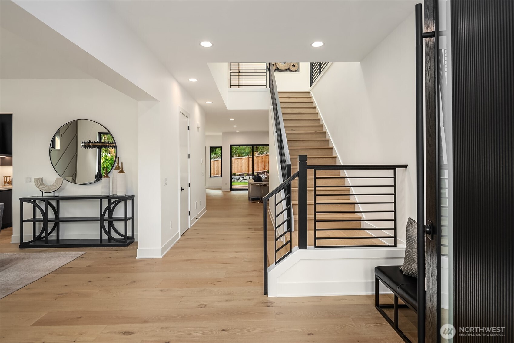 10411 NE 28th Place , Bellevue, WA 98004