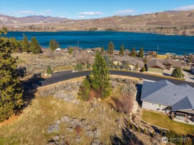 15315 Lakeview Street , Entiat, WA 98822 - Photo 2
