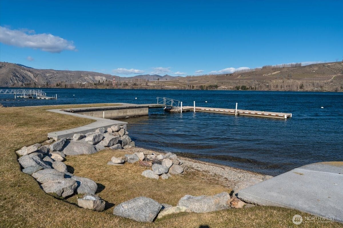 15315 Lakeview Street , Entiat, WA 98822