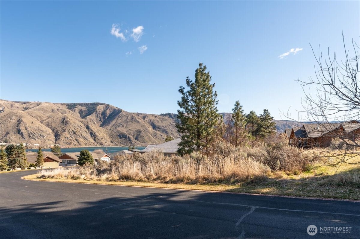 15315 Lakeview Street , Entiat, WA 98822