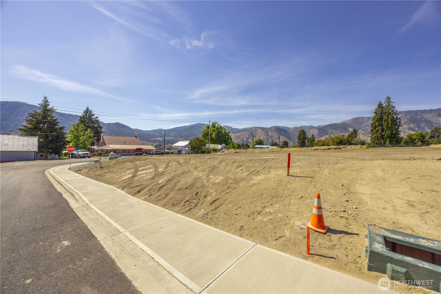 15 Indigo Lane , Manson, WA 98831