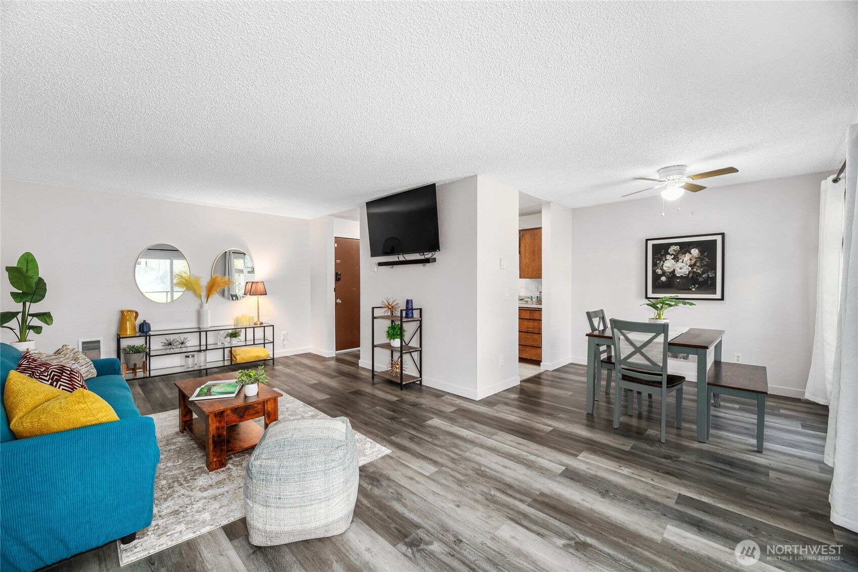 15156 65th Avenue S #1012, Tukwila, WA 98188