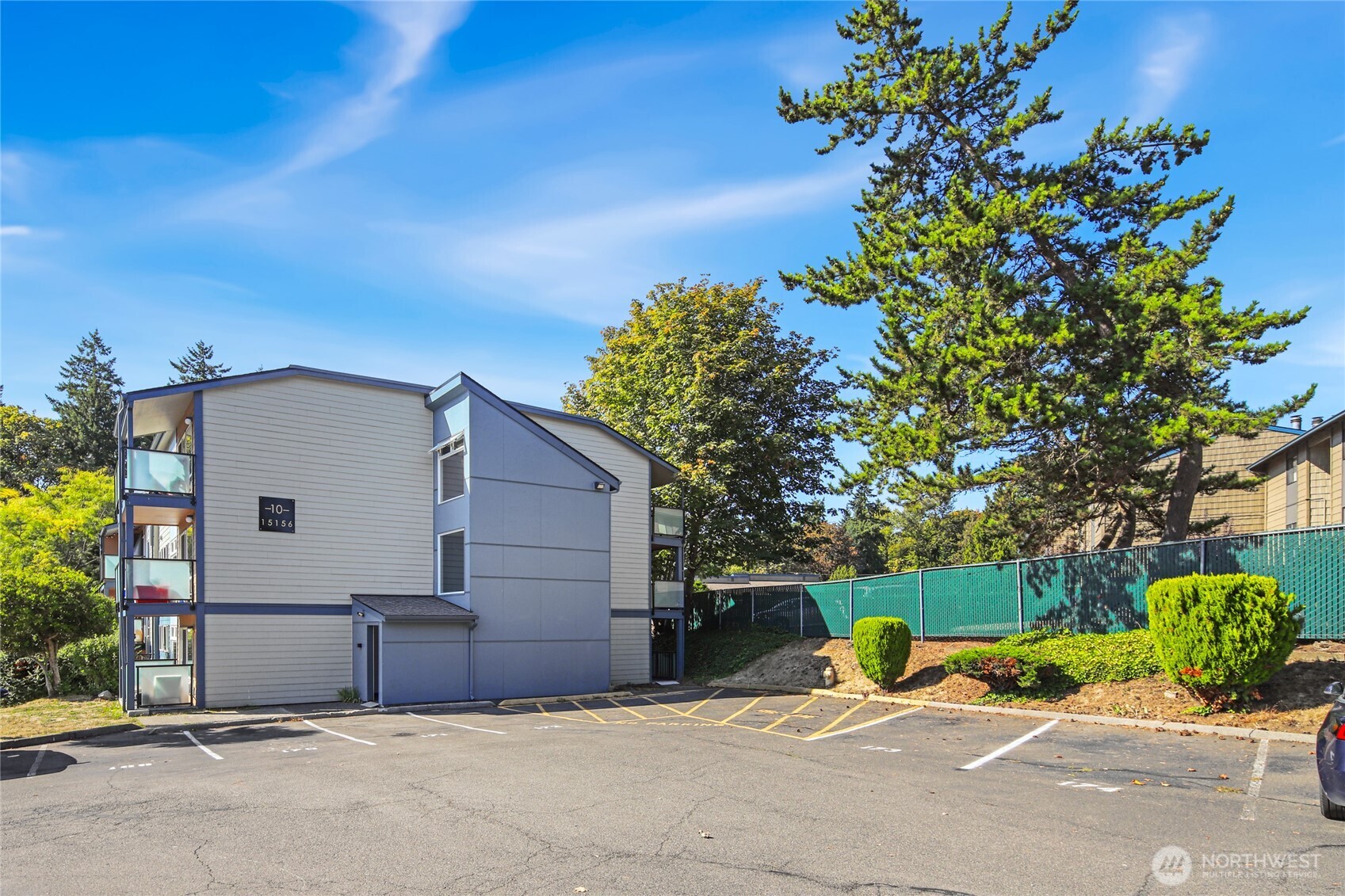 15156 65th Avenue S #1012, Tukwila, WA 98188