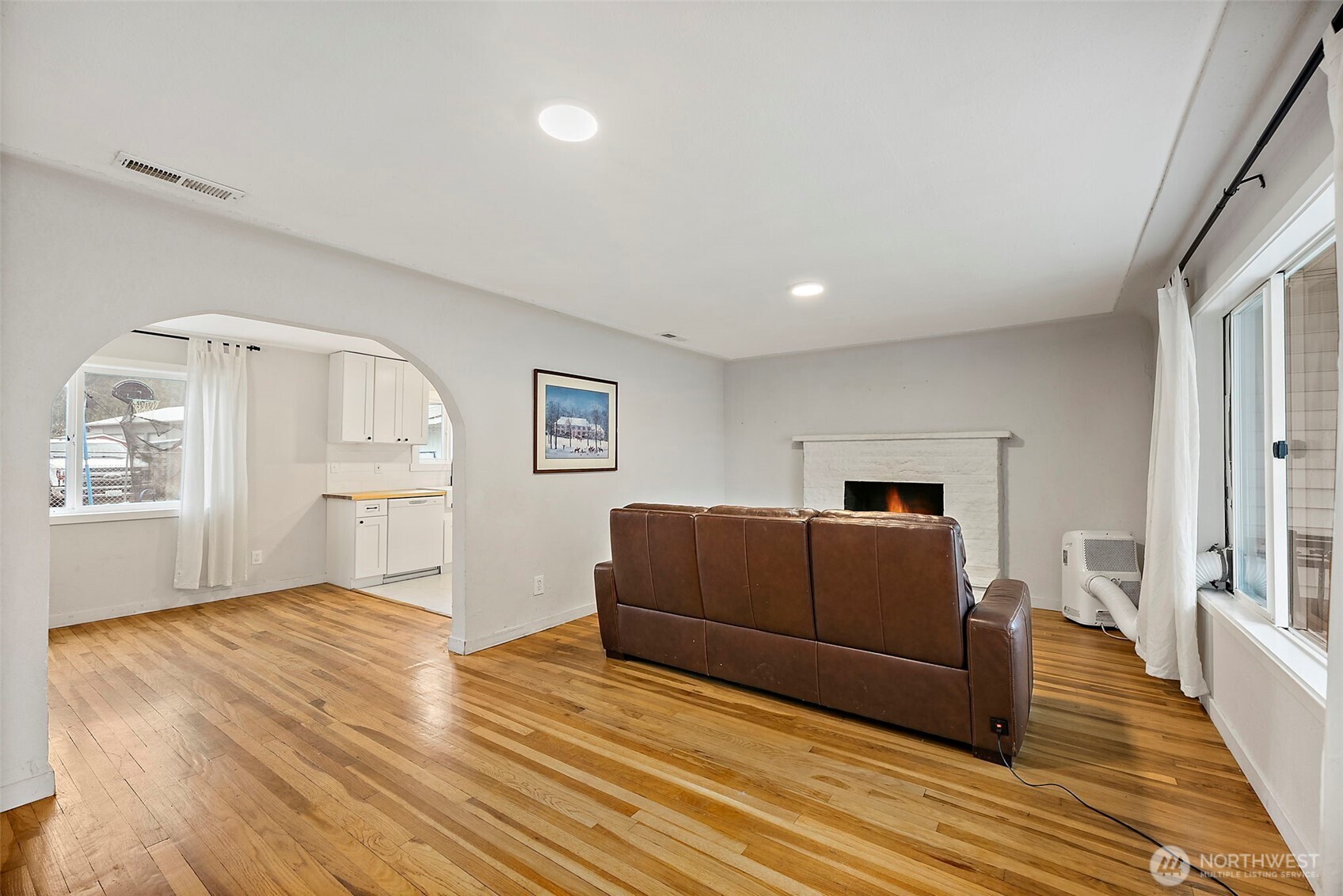 2949 S Bay Road NE, Olympia, WA 98506