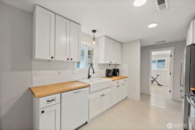 2949 S Bay Road NE, Olympia, WA 98506 - Photo 19