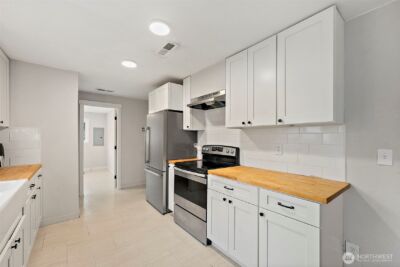 2949 S Bay Road NE, Olympia, WA 98506 - Photo 20