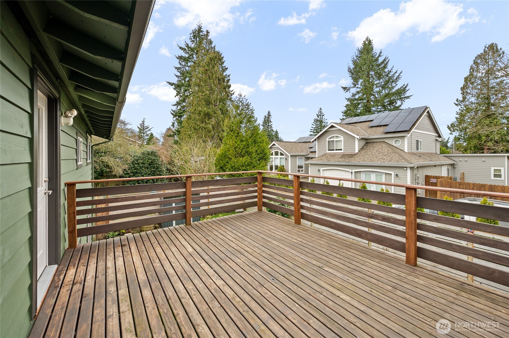 215 Hubbard Road , Lynnwood, WA 98036