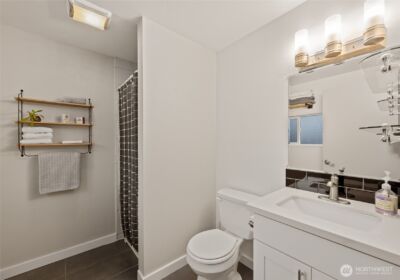 215 Hubbard Road , Lynnwood, WA 98036 - Photo 20