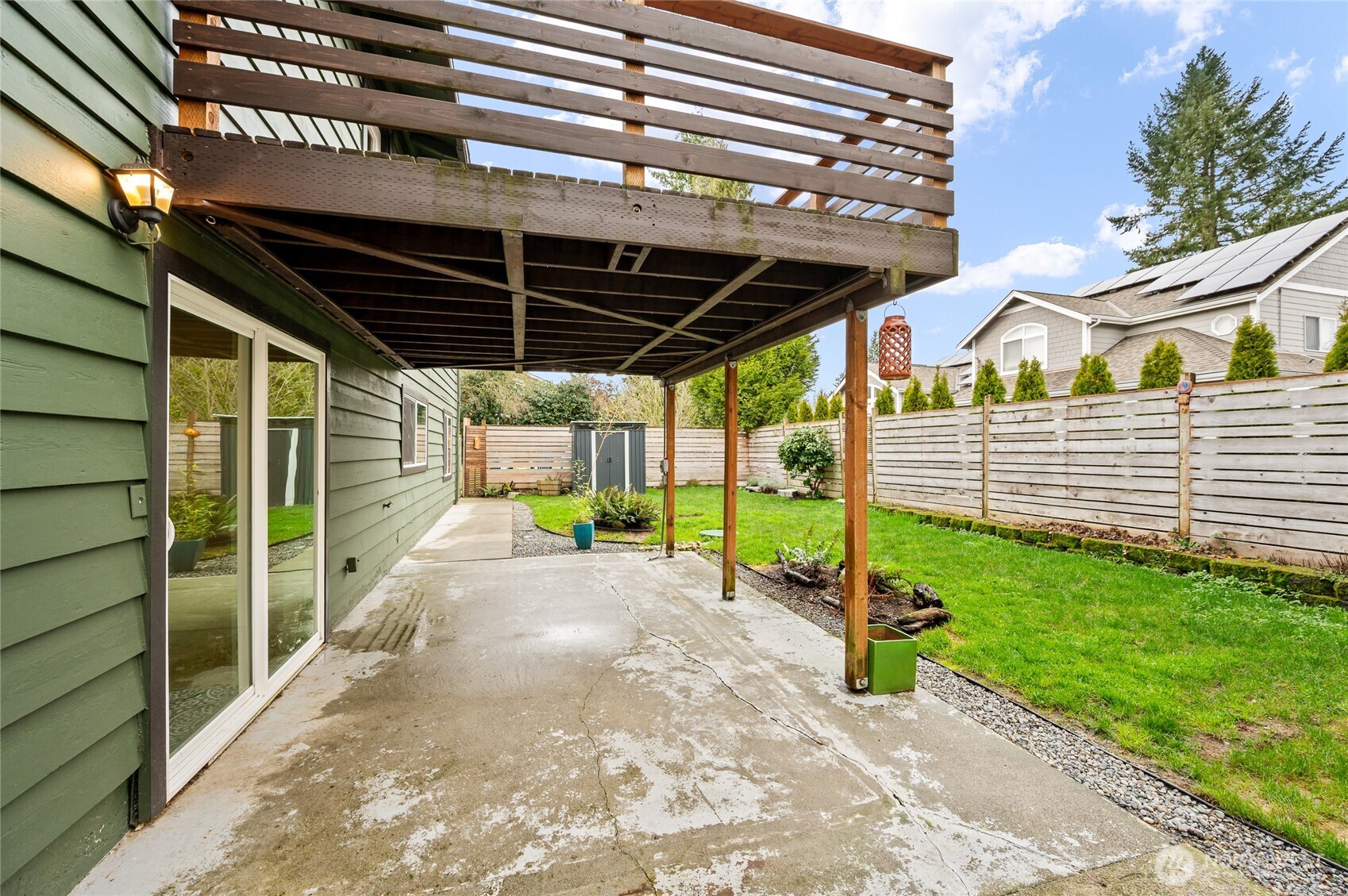 215 Hubbard Road , Lynnwood, WA 98036