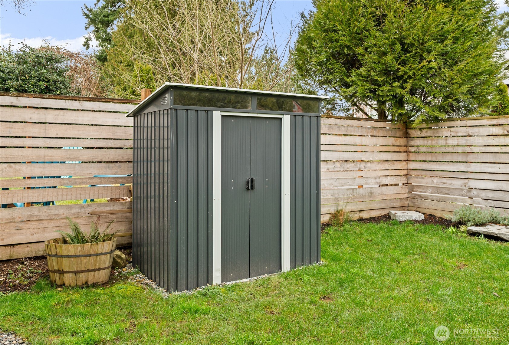 215 Hubbard Road , Lynnwood, WA 98036